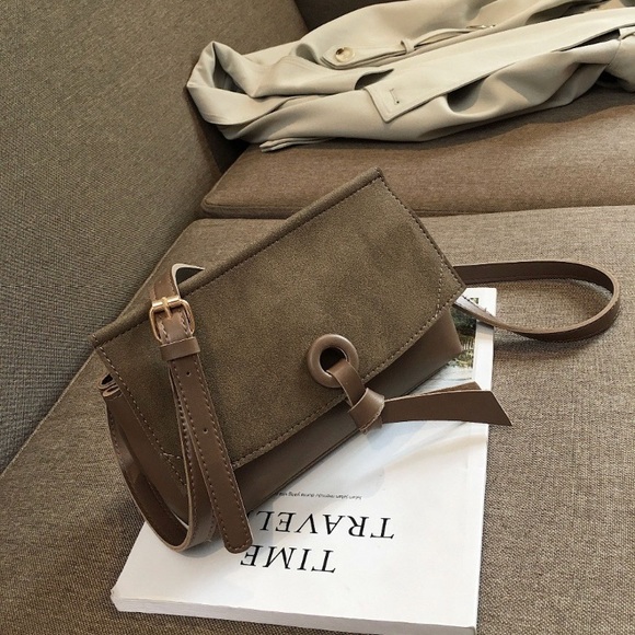 🆕 TOLEDO Vol. 3 Crossbody Bag - Picture 2 of 8